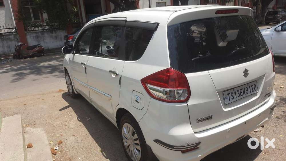 Maruti Suzuki Ertiga 2014 Diesel 96000 Km Driven