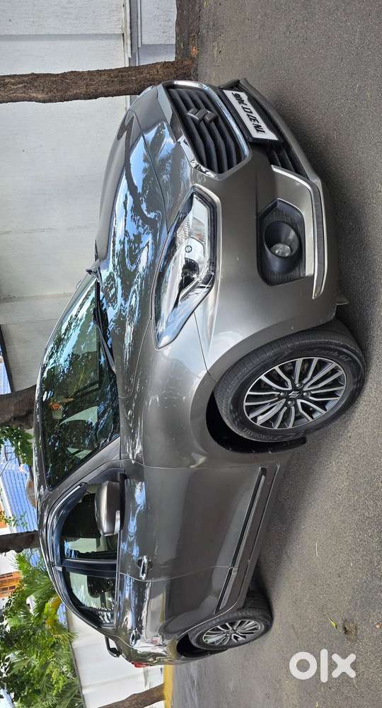 Maruti Suzuki Swift Dzire Zdi + Amt, 2017, Diesel