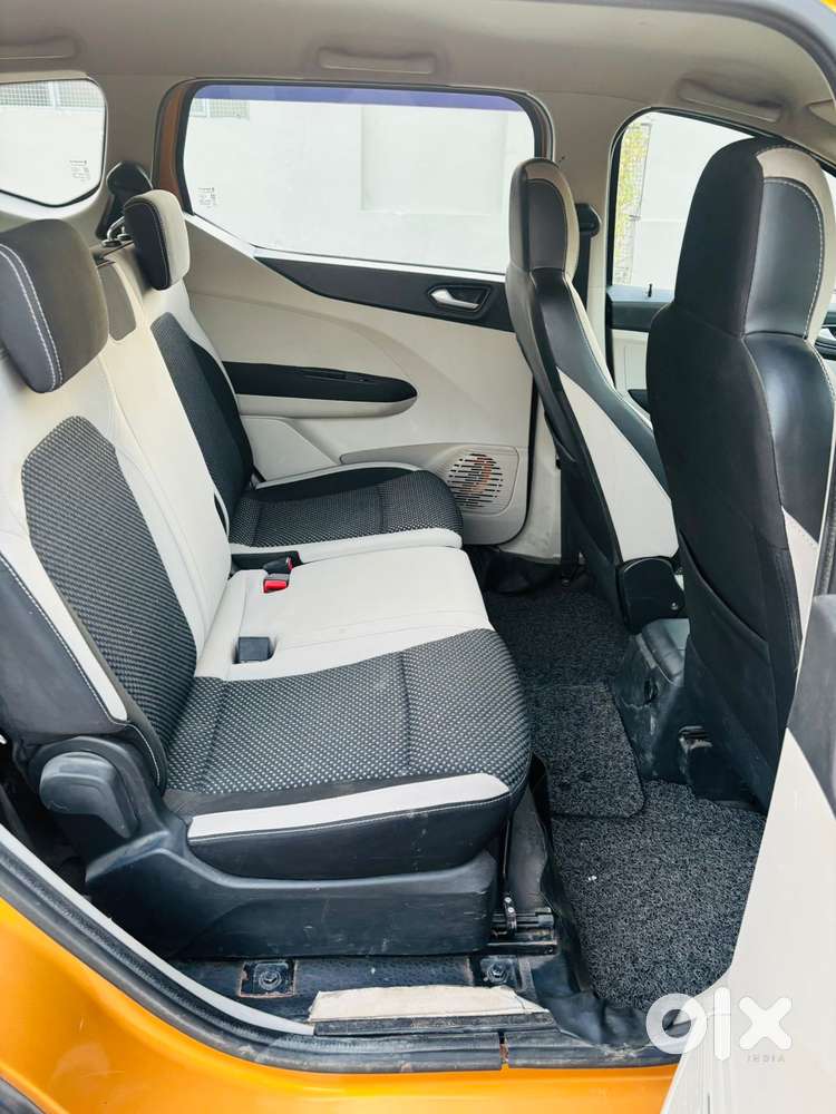 Renault Triber Rxz, 2021, Petrol