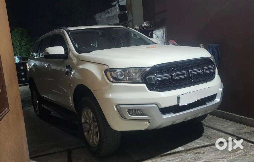 Ford Endeavour 2016 Diesel Well Maintained
