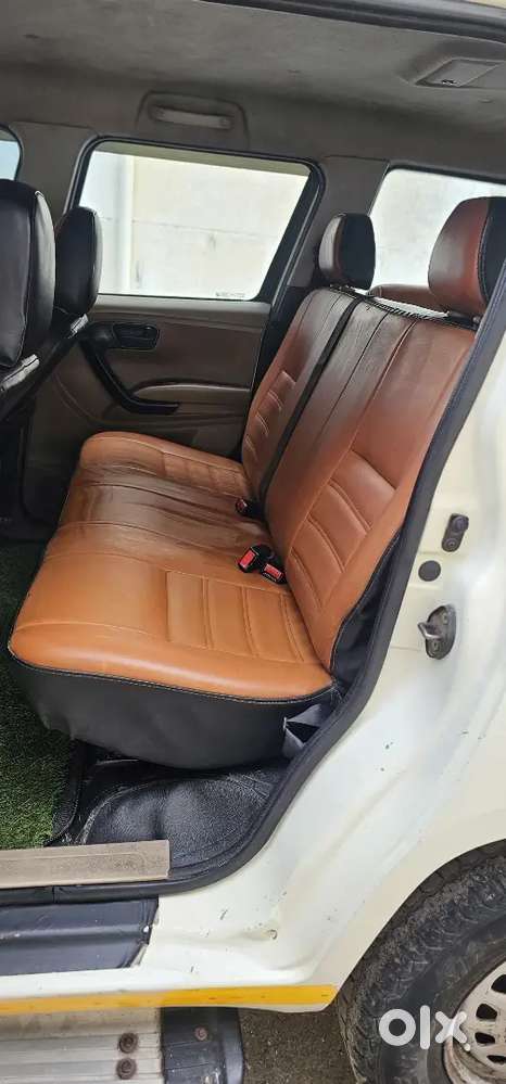 Mahindra Tuv 300 Plus 2019