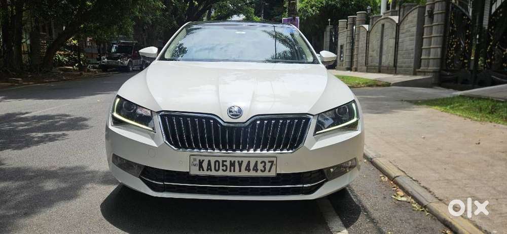 Skoda Superb Lk 1.8 Tsi At, 2018, Petrol