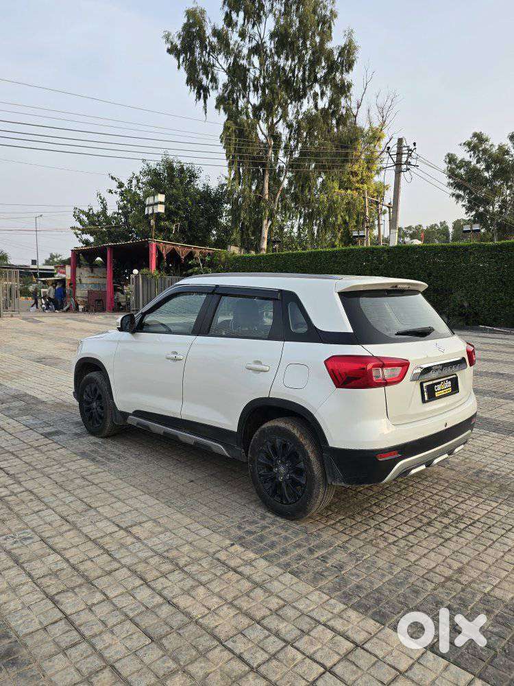 Maruti Suzuki Brezza 1.5 Zxi Smart Hybrid, 2020, Petrol