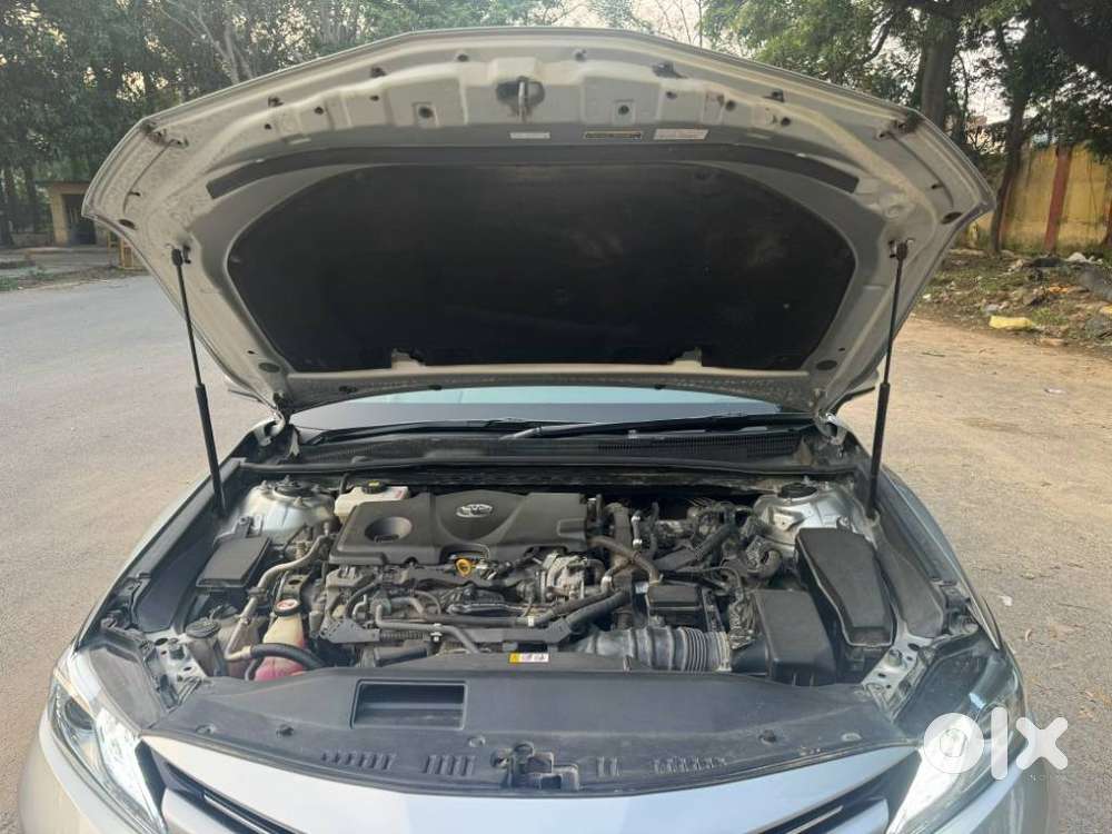 Toyota Camry Hybrid, 2021, Petrol