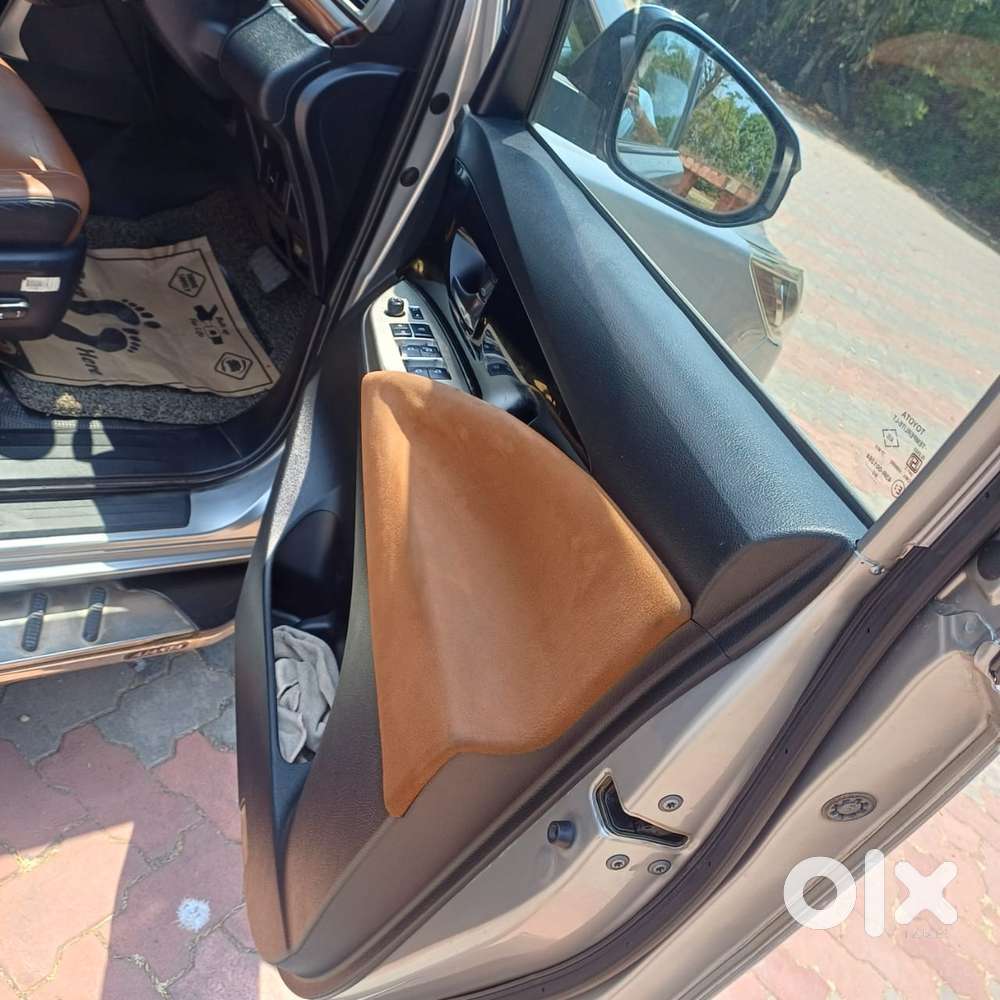 Toyota Innova Crysta 2.5z, 2016, Diesel