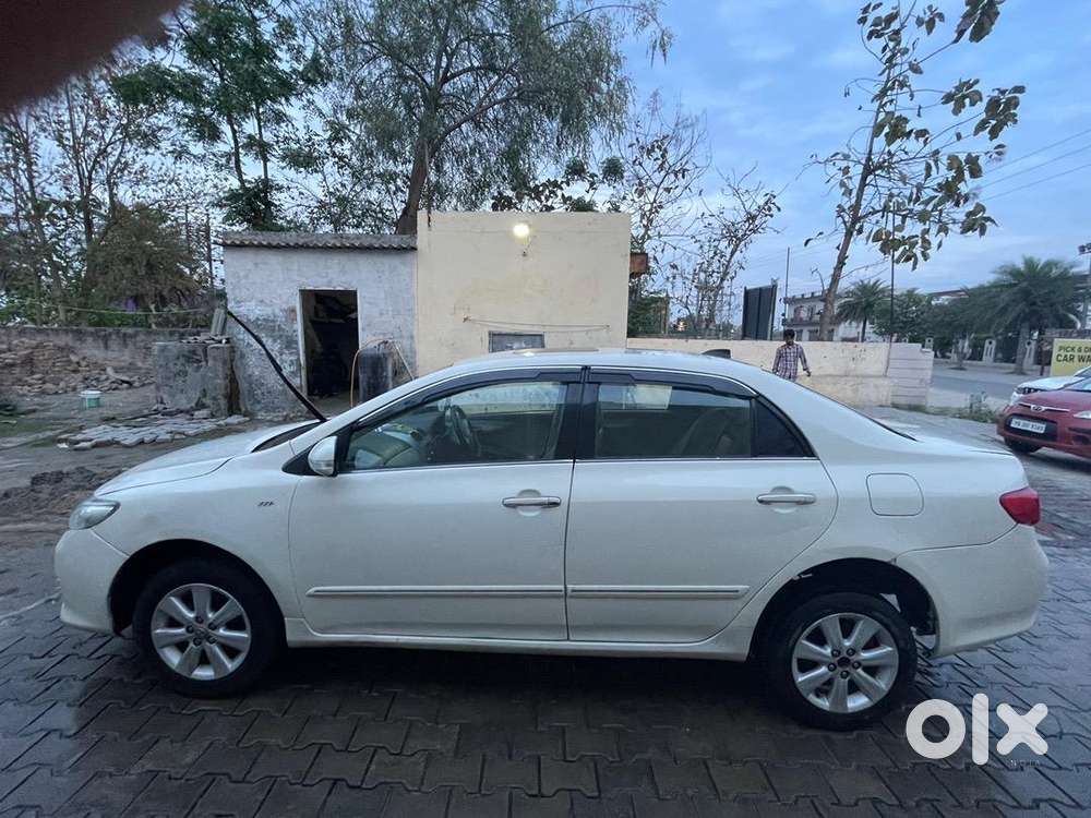 Toyota Corolla Altis 2010 Petrol Good Condition