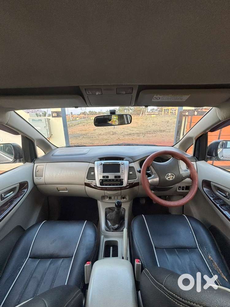 Toyota Innova 2013 Diesel Well Maintained