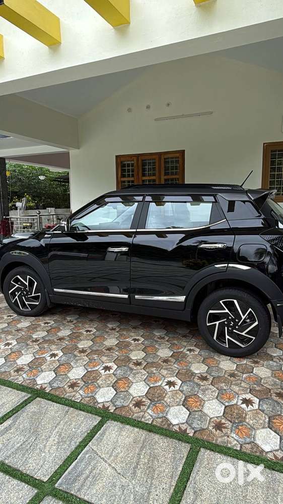 Mahindra Xuv 3xo 2026 Petrol Well Maintained