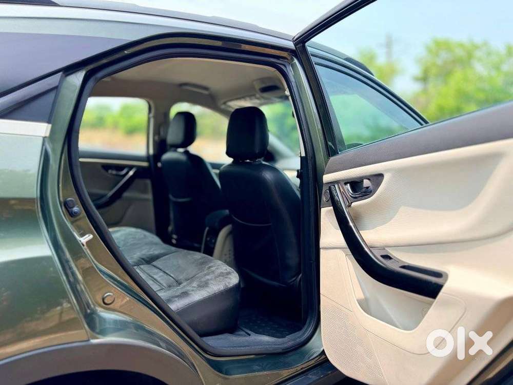 Tata Nexon 1.2 Revotron Xz Plus (s), 2023, Petrol