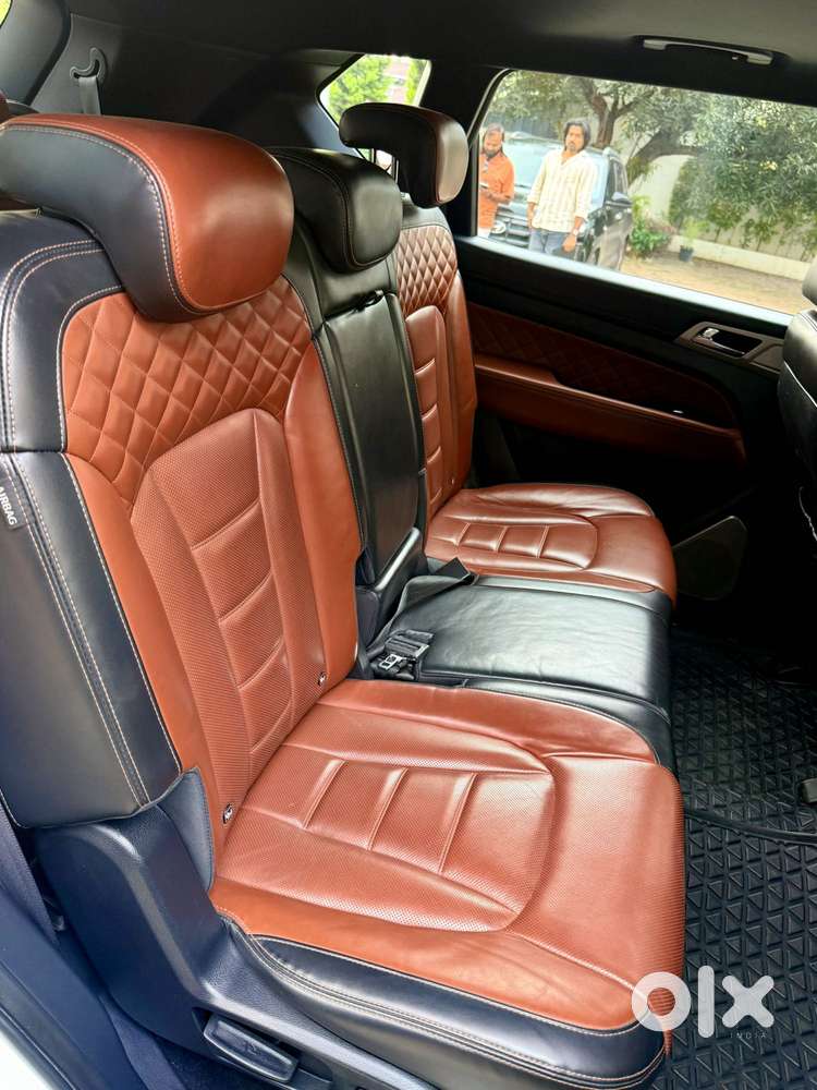 Mahindra Alturas G4 4x4 At, 2019, Diesel