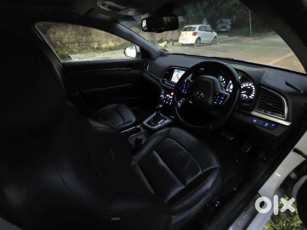 Hyundai Elantra 1.6 Sx Option At, 2017, Petrol