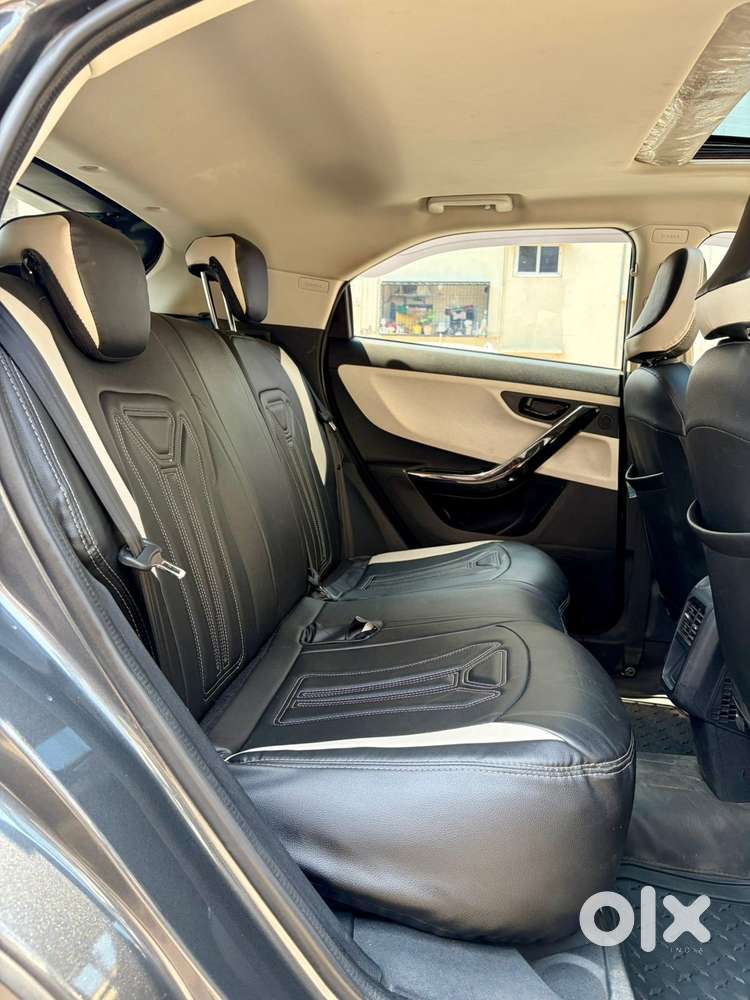 Tata Nexon Pure 1.2 Revotron Petrol 6 Mt, 2024, Petrol