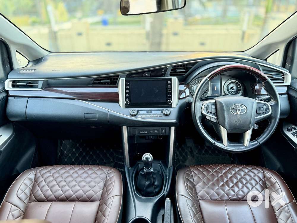 Toyota Innova Crysta 2.4 V 8 Str, 2022, Diesel