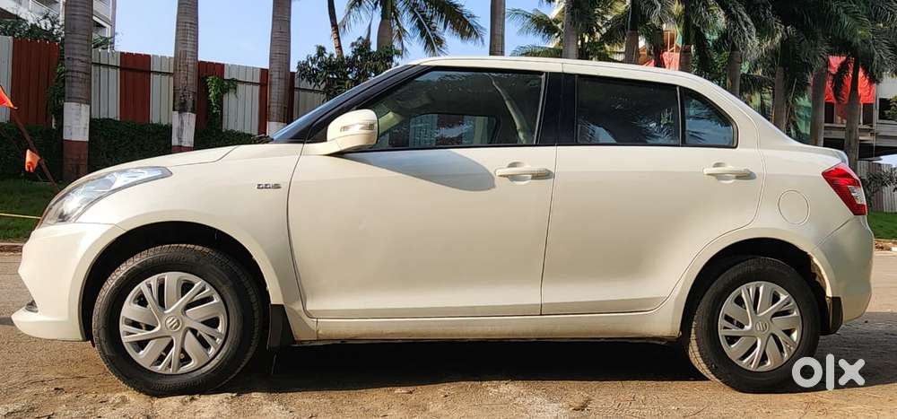 Maruti Suzuki Swift Dzire 2015-2017 Vdi Abs, 2016, Diesel