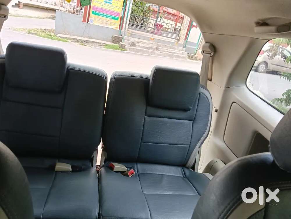 Toyota Innova Diesel 7 Str 2013