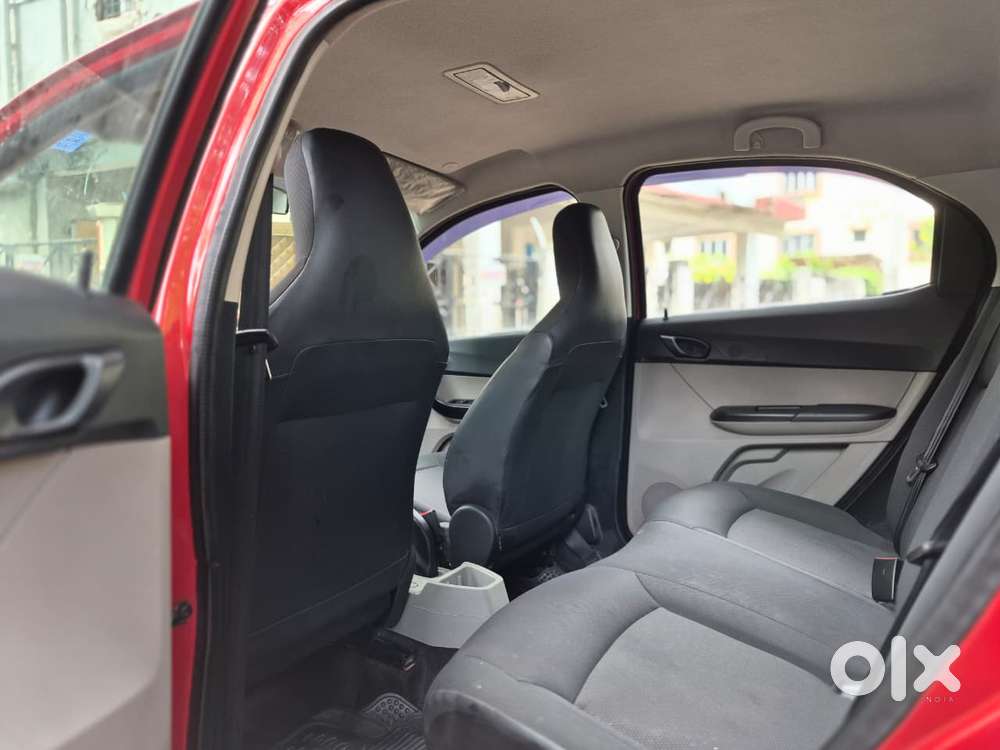 Tata Tiago 1.2 Revotron Xm, 2020, Petrol