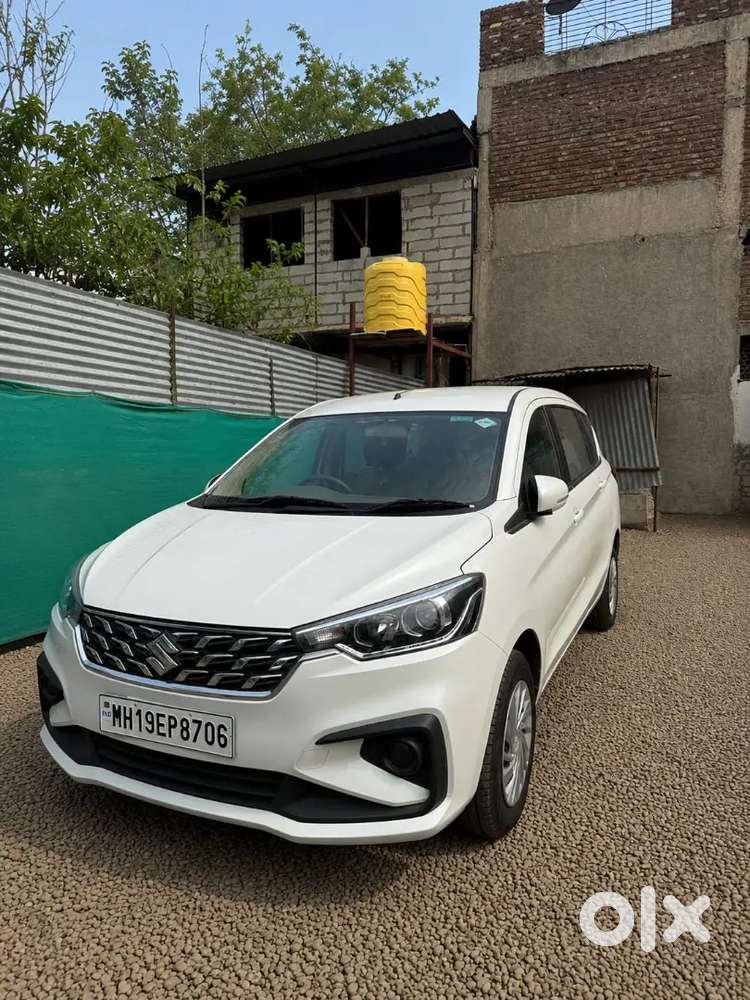 Maruti Suzuki Ertiga 1.5 Vxi 2026