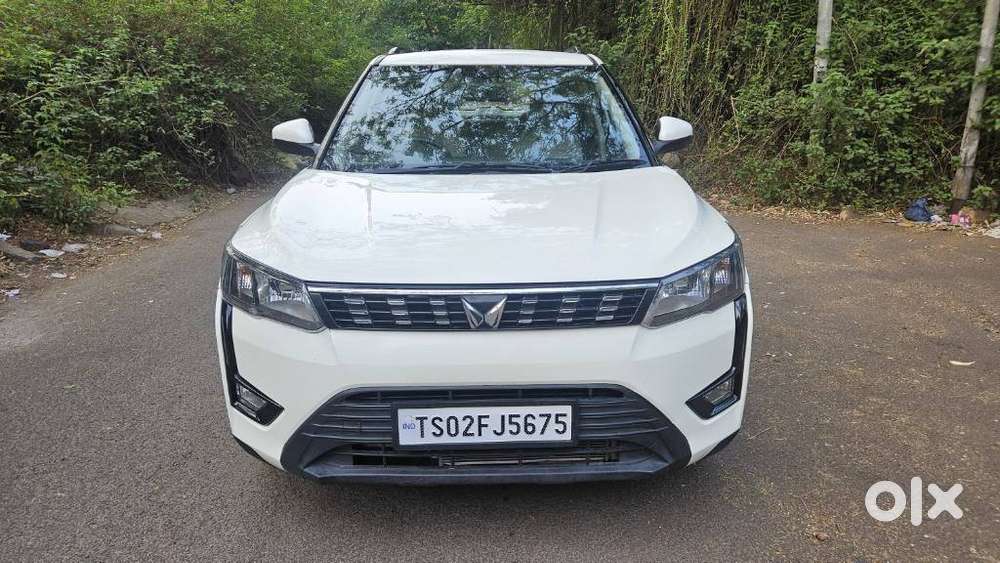Mahindra Xuv300 W6 Diesel, 2023, Diesel