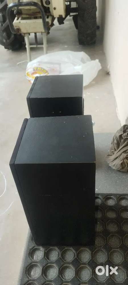 Book shelf speakers available customized