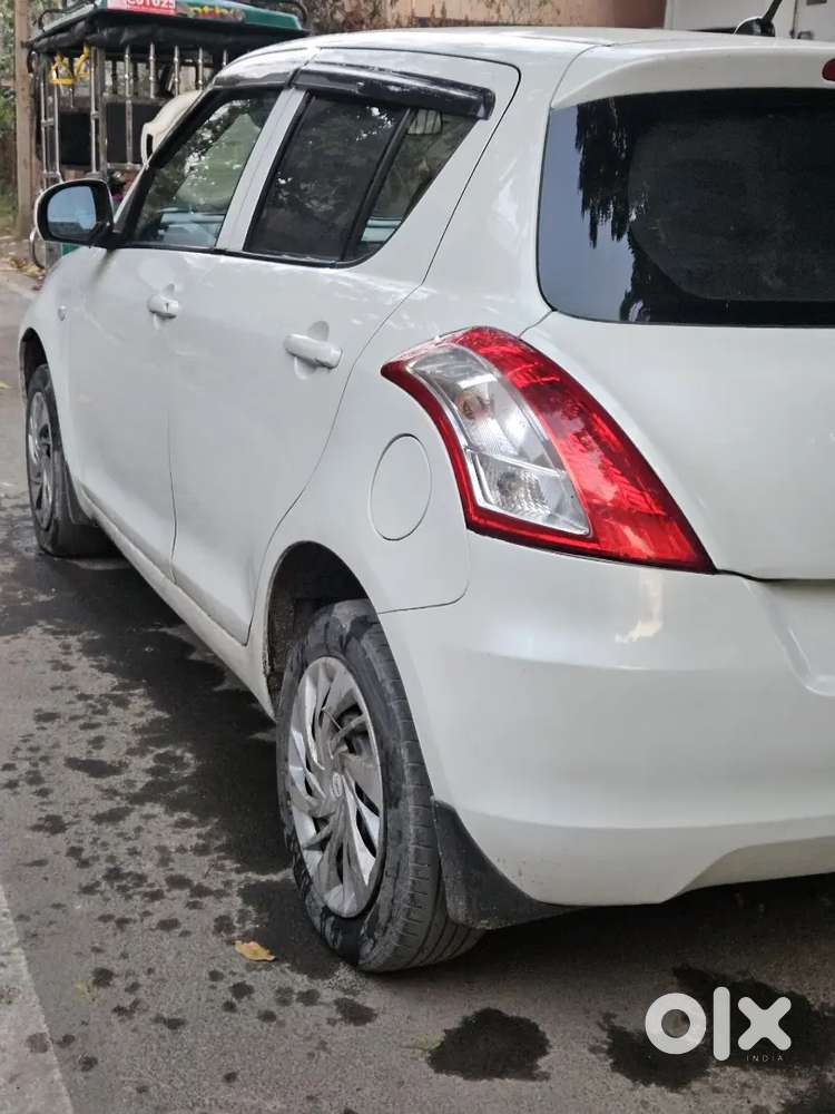 Maruti Suzuki Swift 2015
