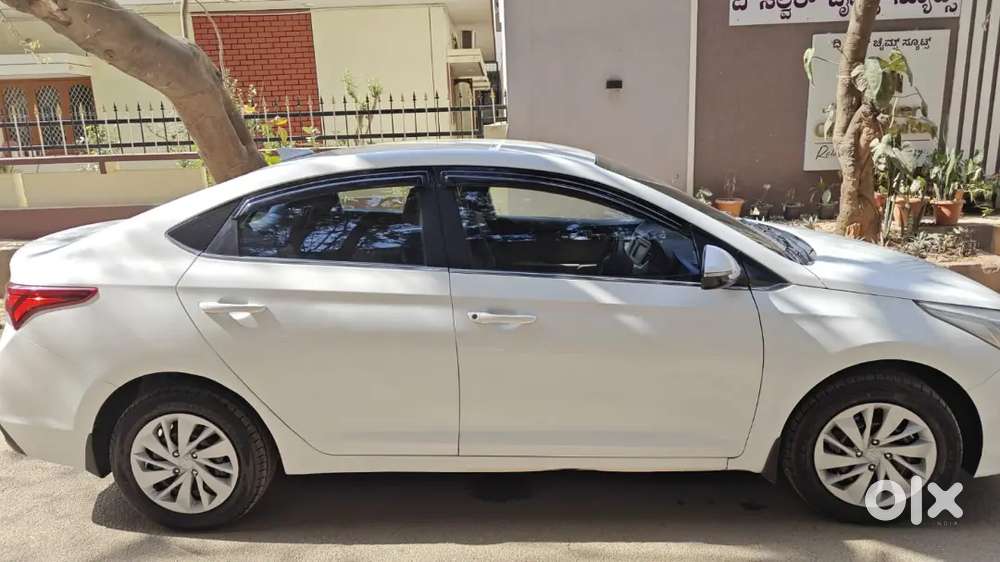 Hyundai Verna 2019 Diesel 105500 Km Driven