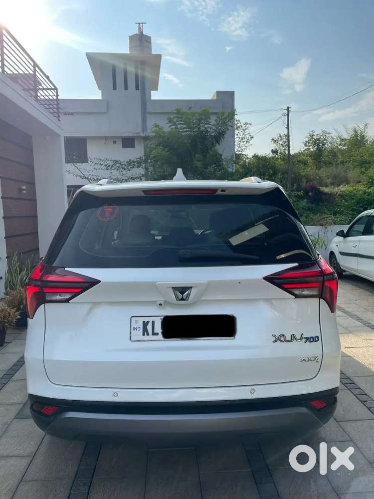 Mahindra Xuv700 2022 Diesel Well Maintained