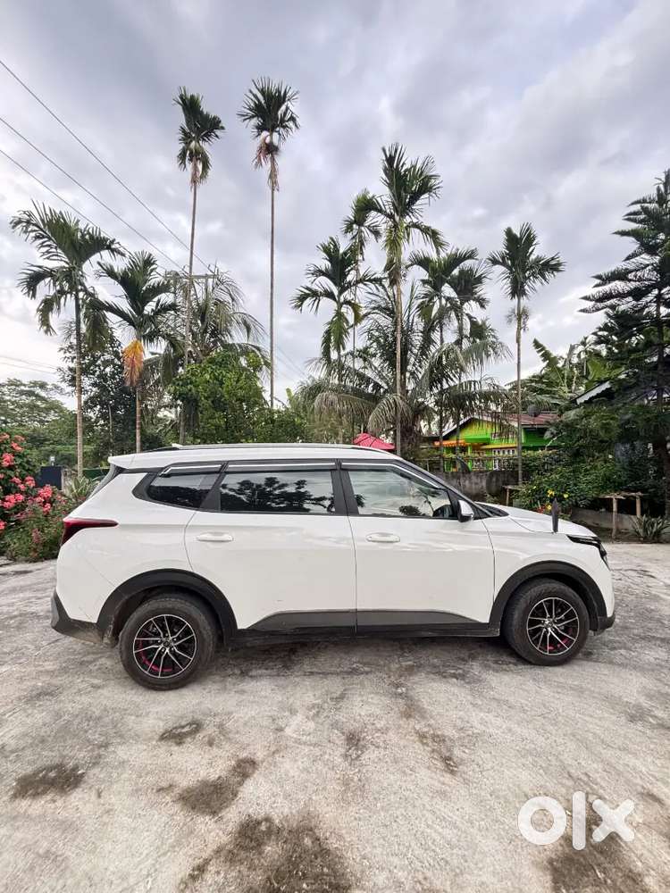 Kia Carens Gravity 2024 Petrol Manual
