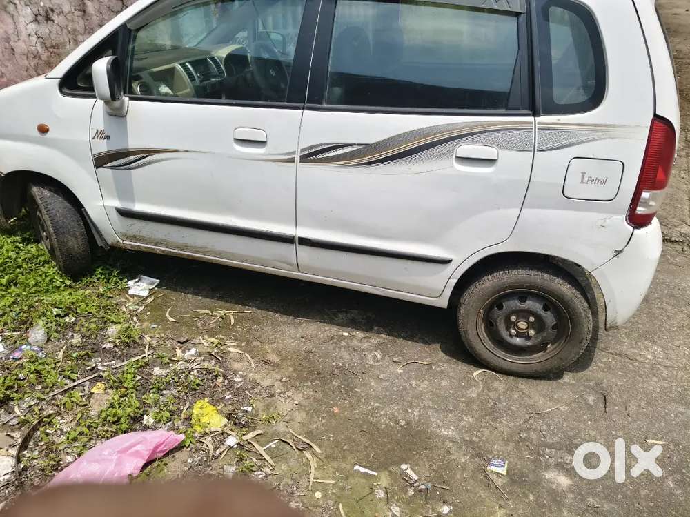 Maruti Suzuki Brezza Zxi 2013
