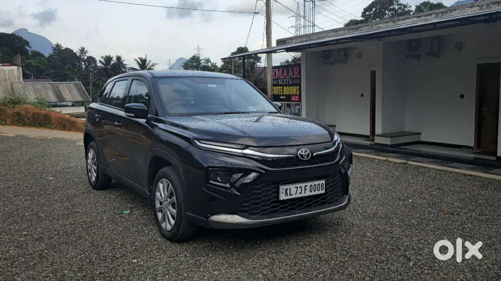 Toyota Urban Cruiser 2024 Drive Petrol