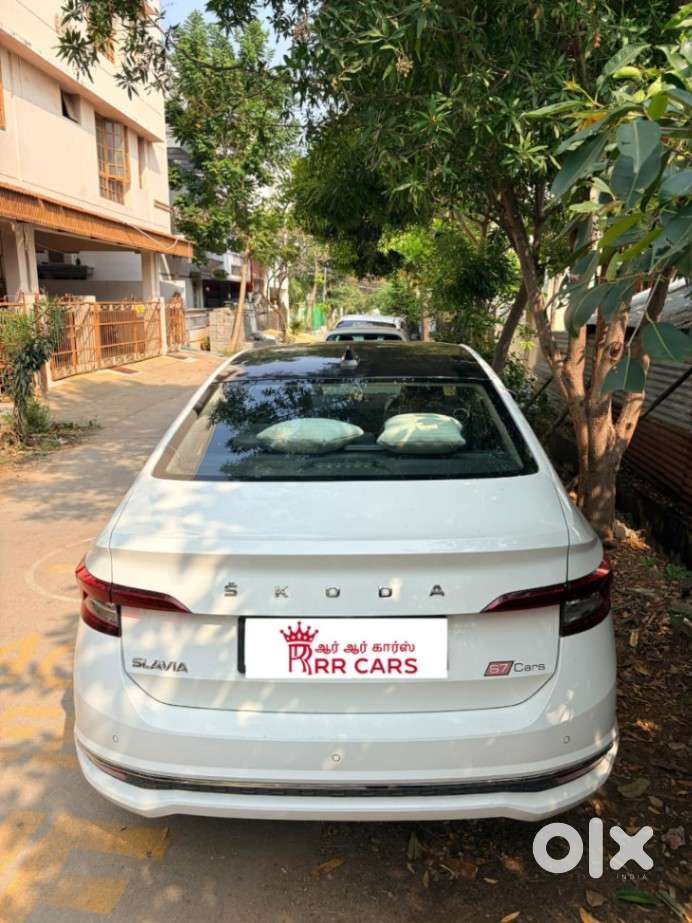 Skoda Slavia Style 1.0l Tsi Mt, 2023, Petrol