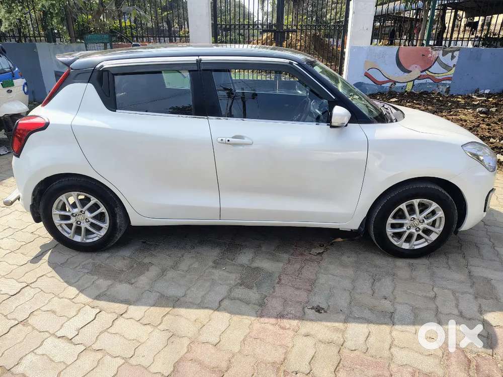 Maruti Suzuki Swift 2022 Petrol 33000 Km Driven With Cng