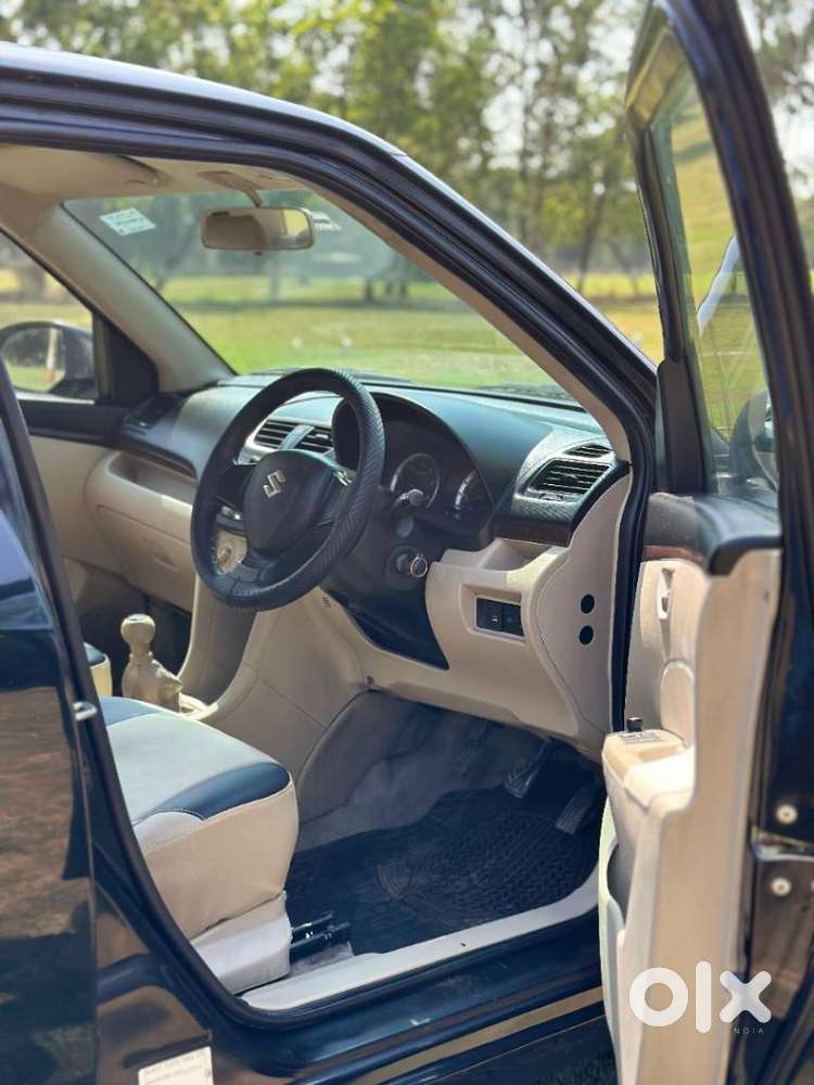 Maruti Suzuki Swift Dzire 2012-2015 Vdi, 2012, Diesel