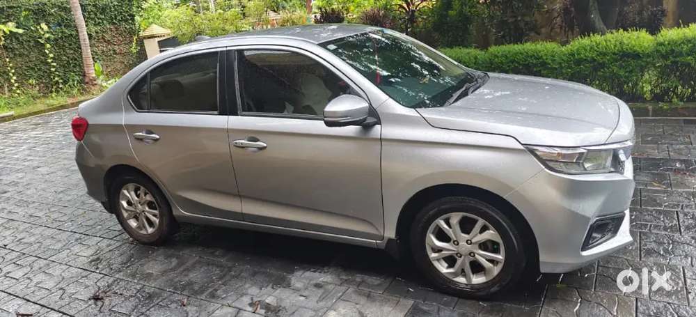 Honda Amaze Vx Petrol Single Owner.