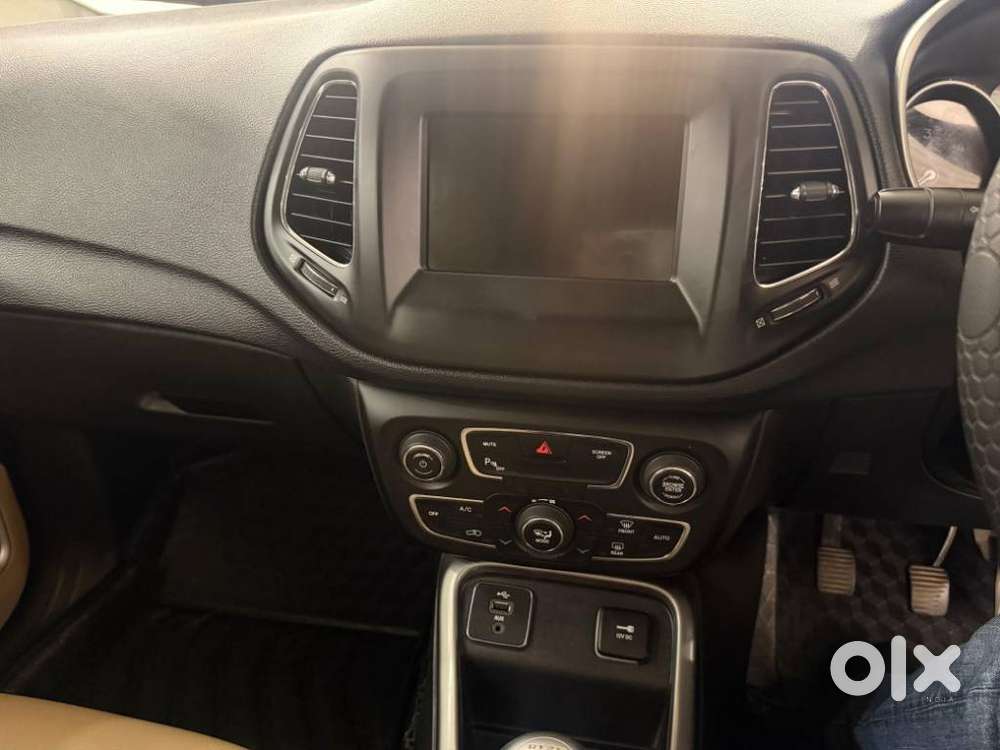 Jeep Compass 2.0 Longitude Option, 2017, Diesel