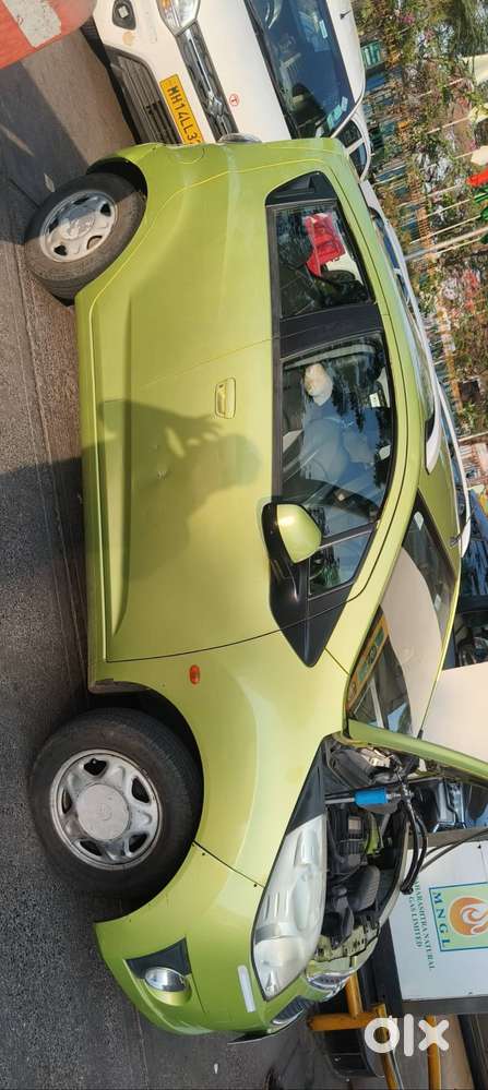Beat Car 2011 Cng