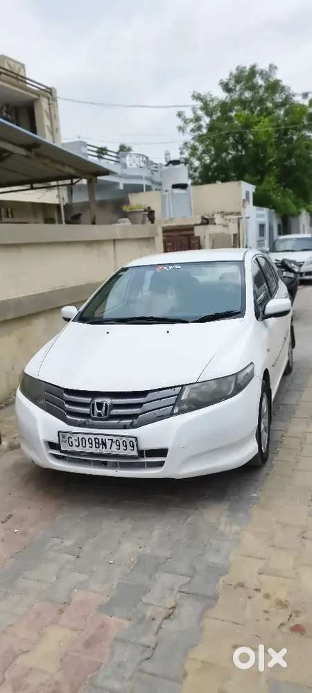 Honda City 2010 मैन्युअल सीएनजी