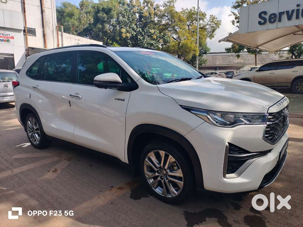 Toyota Innova Hycross 2.0 Zx Hybrid 7 Str, 2023, Petrol