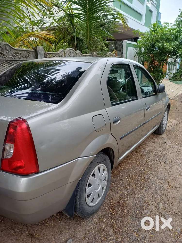 Mahindra Renault Logan Diesel 2011