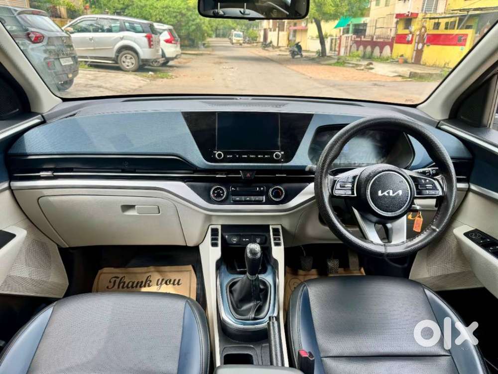 Kia Carens G 1.5 6mt Premium (o) 7-seater, 2025, Diesel