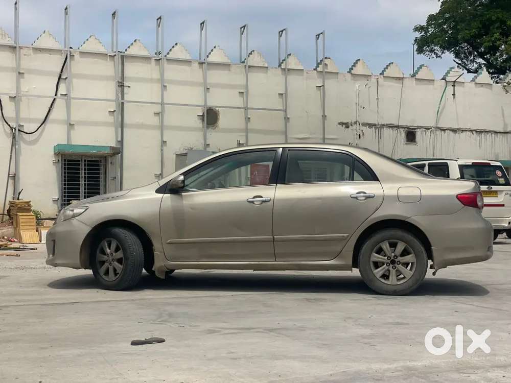 Toyota Corolla Altis D-4d 2011 Diesel Manual