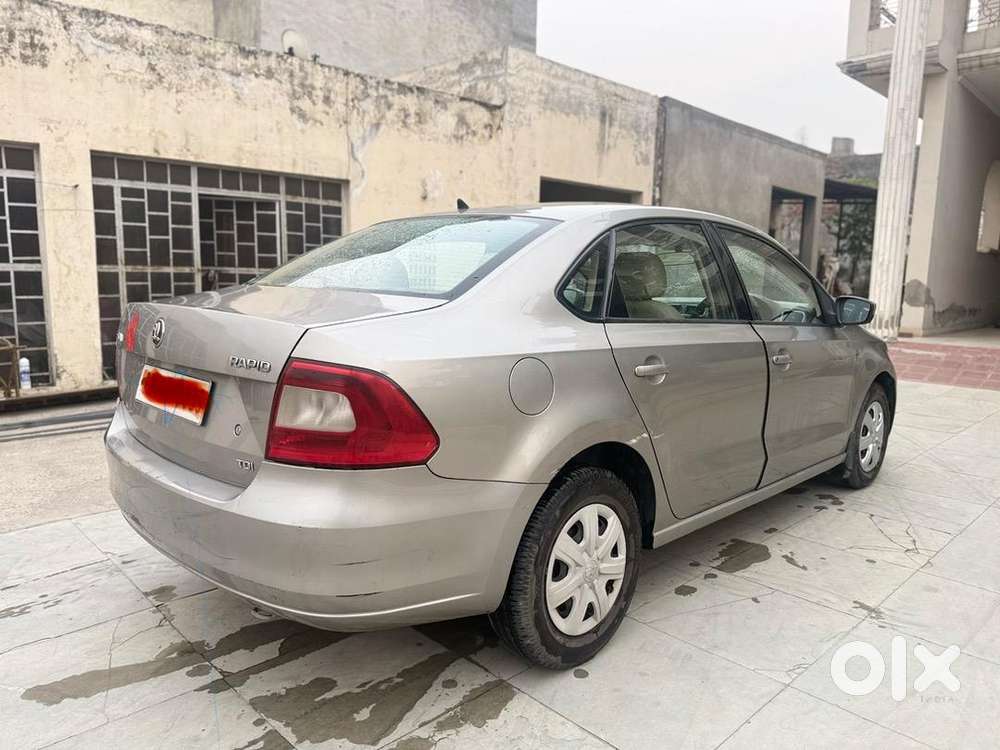 Skoda Rapid 2013