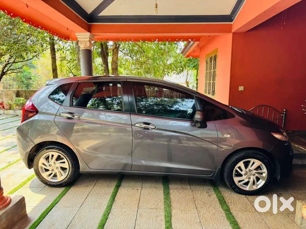 Honda Jazz 2019 Diesel Well Maintained