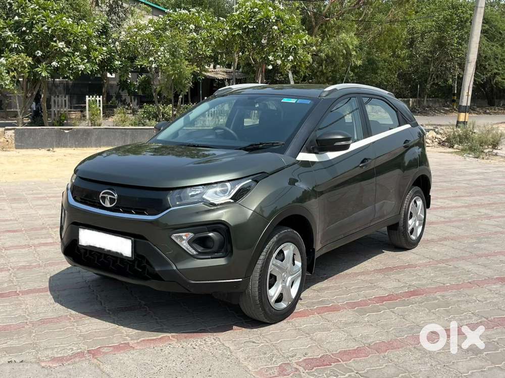 Tata Nexon 1.2 Revotron Xma Amt, 2023, Petrol