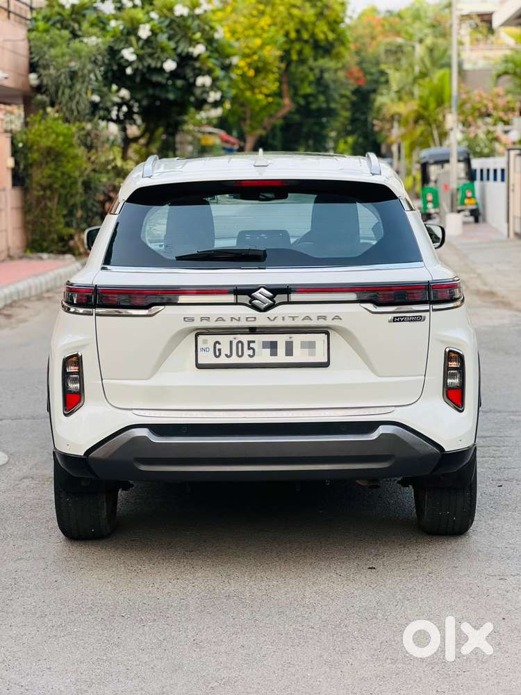 Maruti Suzuki Grand Vitara 1.5 Zeta Plus Intelligent Hybrid Ecvt, 20..