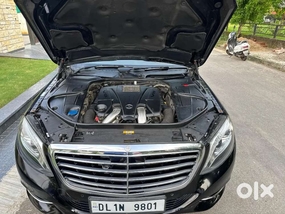 Mercedes Benz
S500