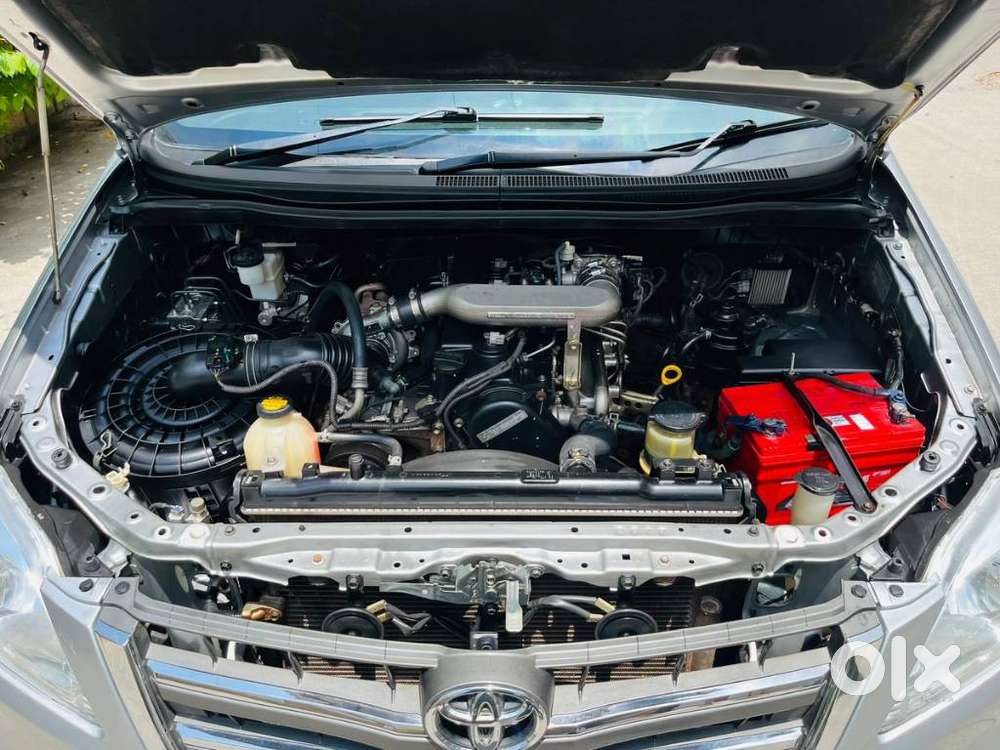 Toyota Innova 2.5 Ev Ps 8 Str Bs-iii, 2015, Diesel