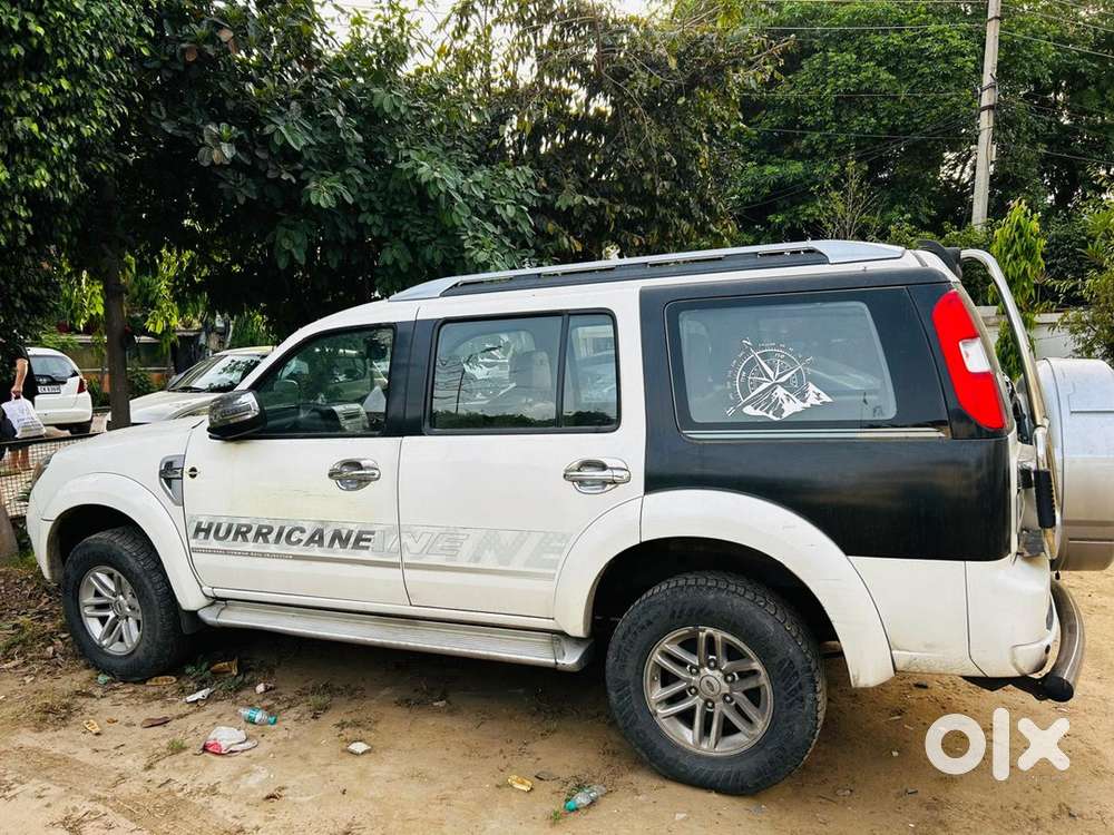 Ford Endeavour Diesel 2012