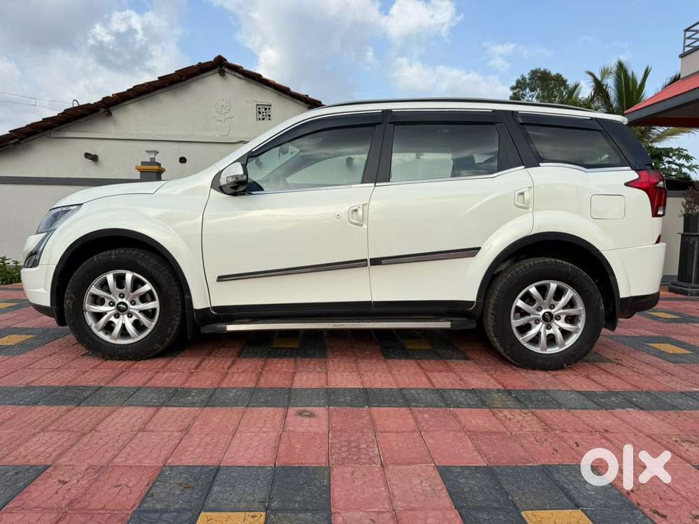 Mahindra Xuv 500 W9