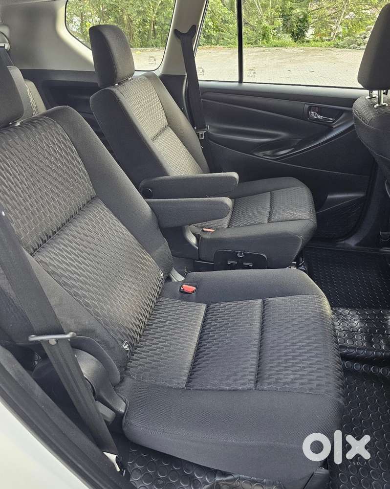 Toyota Innova Crysta 2022