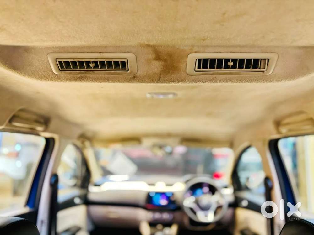 Renault Triber Rxz, 2022, Petrol
